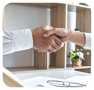 握手している様子